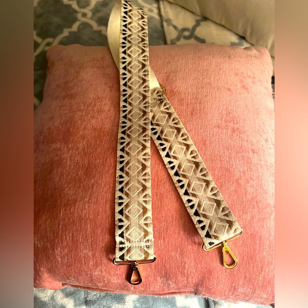 Guitar strap for purse or bag
